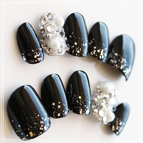 1本違いネイル ネイルチップ（つけ爪） yuki-nail 通販 6305139