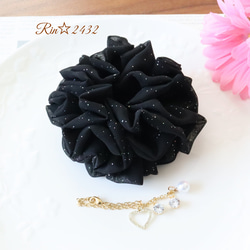 花柄フリルシュシュ 青と黒 シフォン】虹色っぽくキラキラ輝くラメ入り☆トリプルフリルの