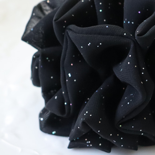 シフォン】虹色っぽくキラキラ輝くラメ入り☆トリプルフリルのシュシュ