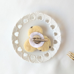 【送料無料】パンケーキのかわいいブローチ　羊毛フェルト　スイーツ　プチギフト　髪飾り 4枚目の画像