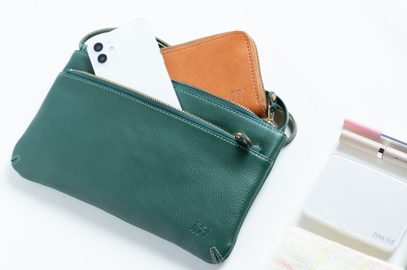 【長財布が入る】2WAY　薄型　サコッシュ　姫路レザー　グリーン　本革　ショルダーバッグ　日本製　ak-53nns 5枚目の画像
