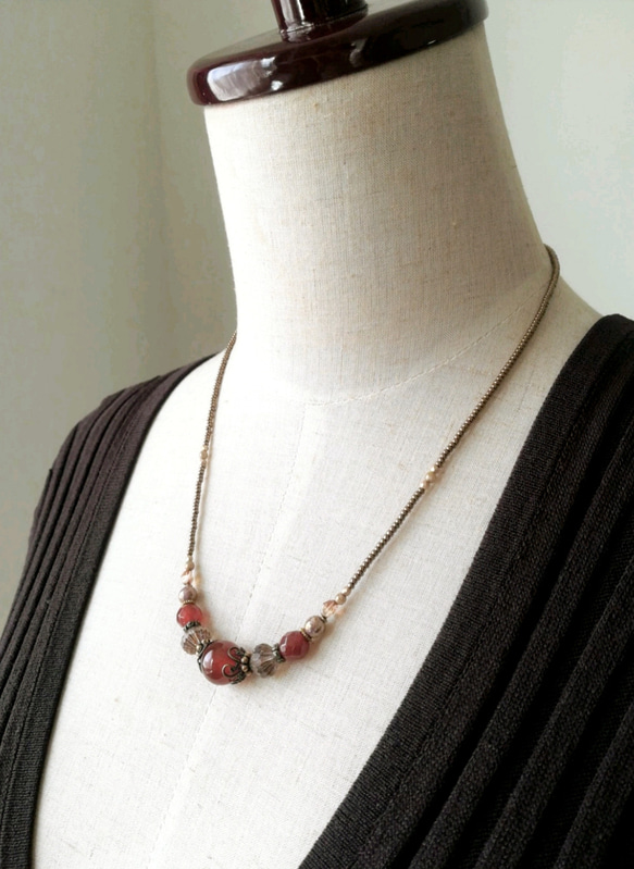 赤朱色レッドアゲートのセミロングネックレス 6枚目の画像