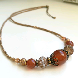 赤朱色レッドアゲートのセミロングネックレス 2枚目の画像