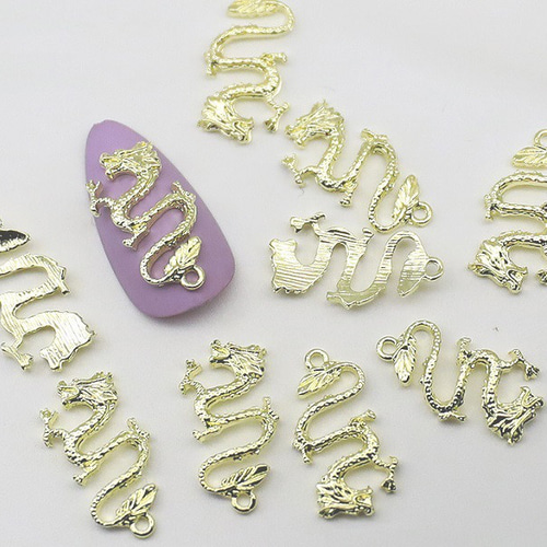 ネイルパーツ 龍 ヘビ 蛇 ドラゴン 2個 龍チャーム 風水 縁起物