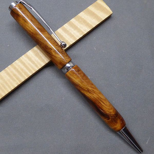 屋久杉】木軸ボールペン 古木の光明杢が綺麗【即日発送】 ☆シャープ