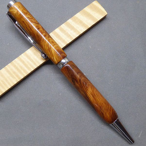 屋久杉】木軸ボールペン 古木の光明杢が綺麗【即日発送】 ☆シャープ