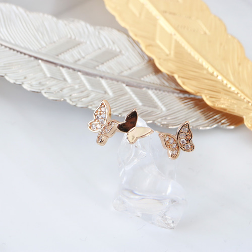 MR133】YG 幸福を呼び寄せる ちっちゃな蝶々のオープンリング