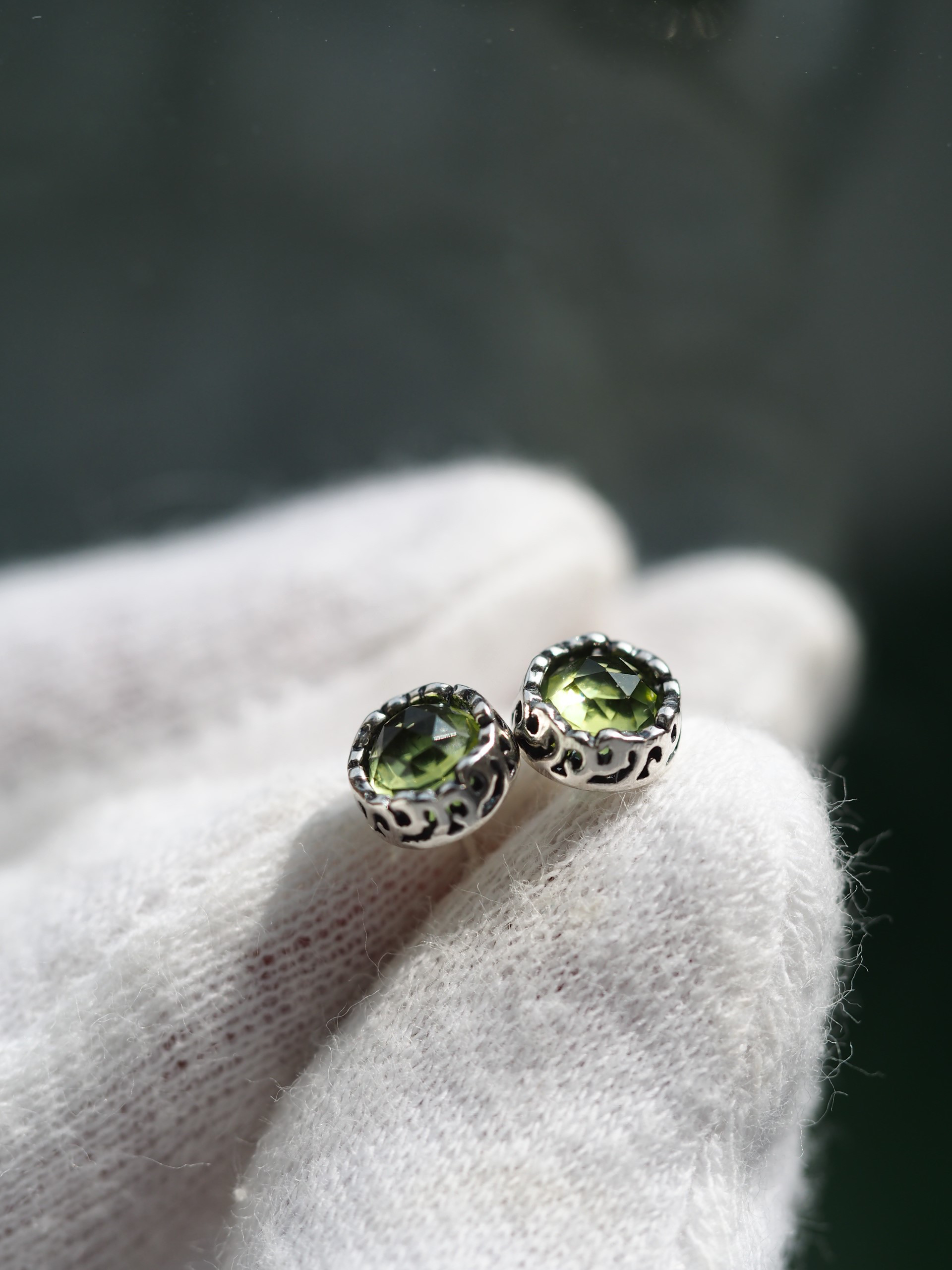 再販　ペリドット５　S925アンティークピアス