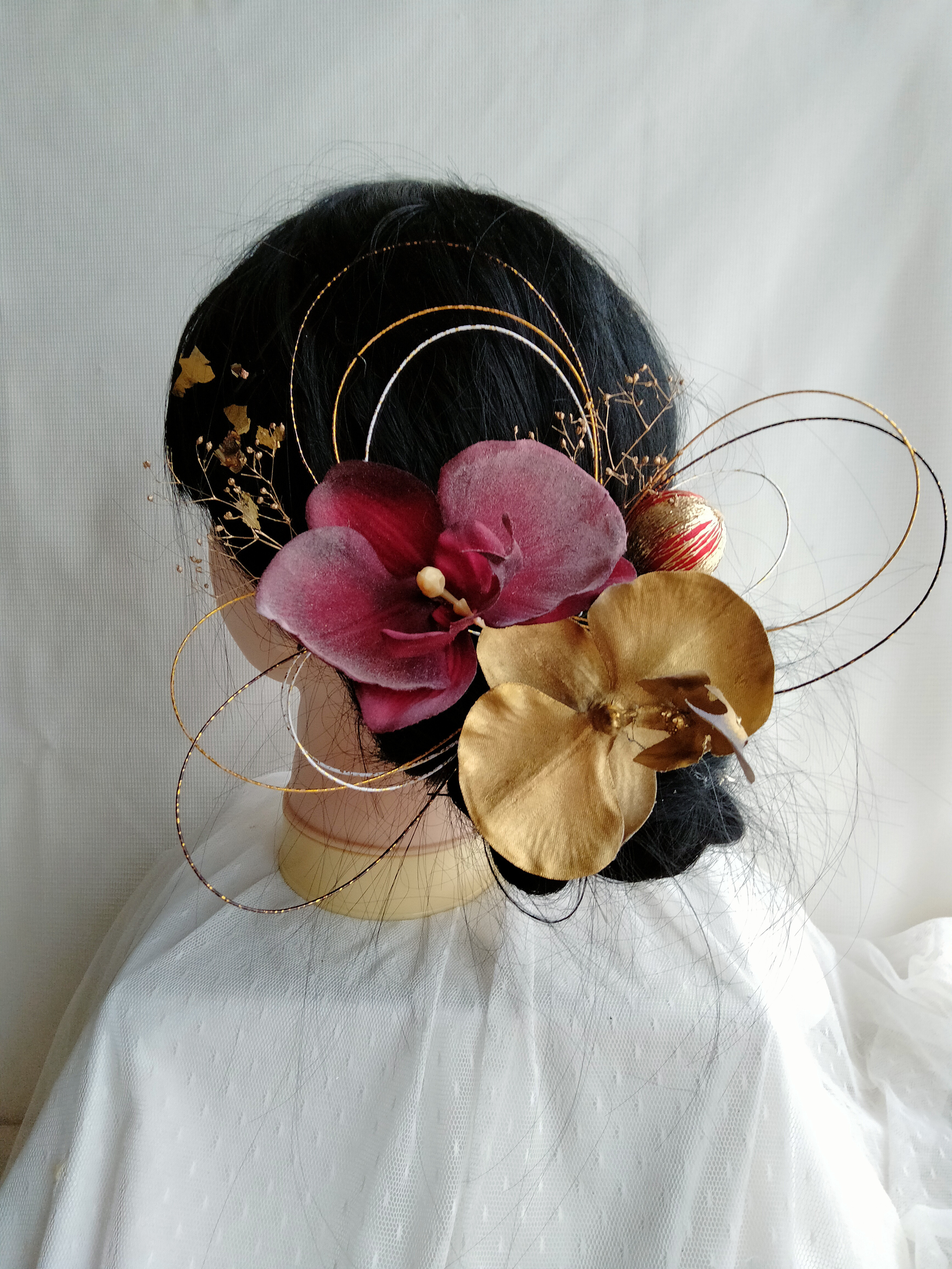 赤の胡蝶蘭×水引き×和玉かんざし　赤の髪飾り　卒業式髪飾り　成人式髪飾り　結婚式髪飾り　赤い振袖　水引き　水引アレンジ