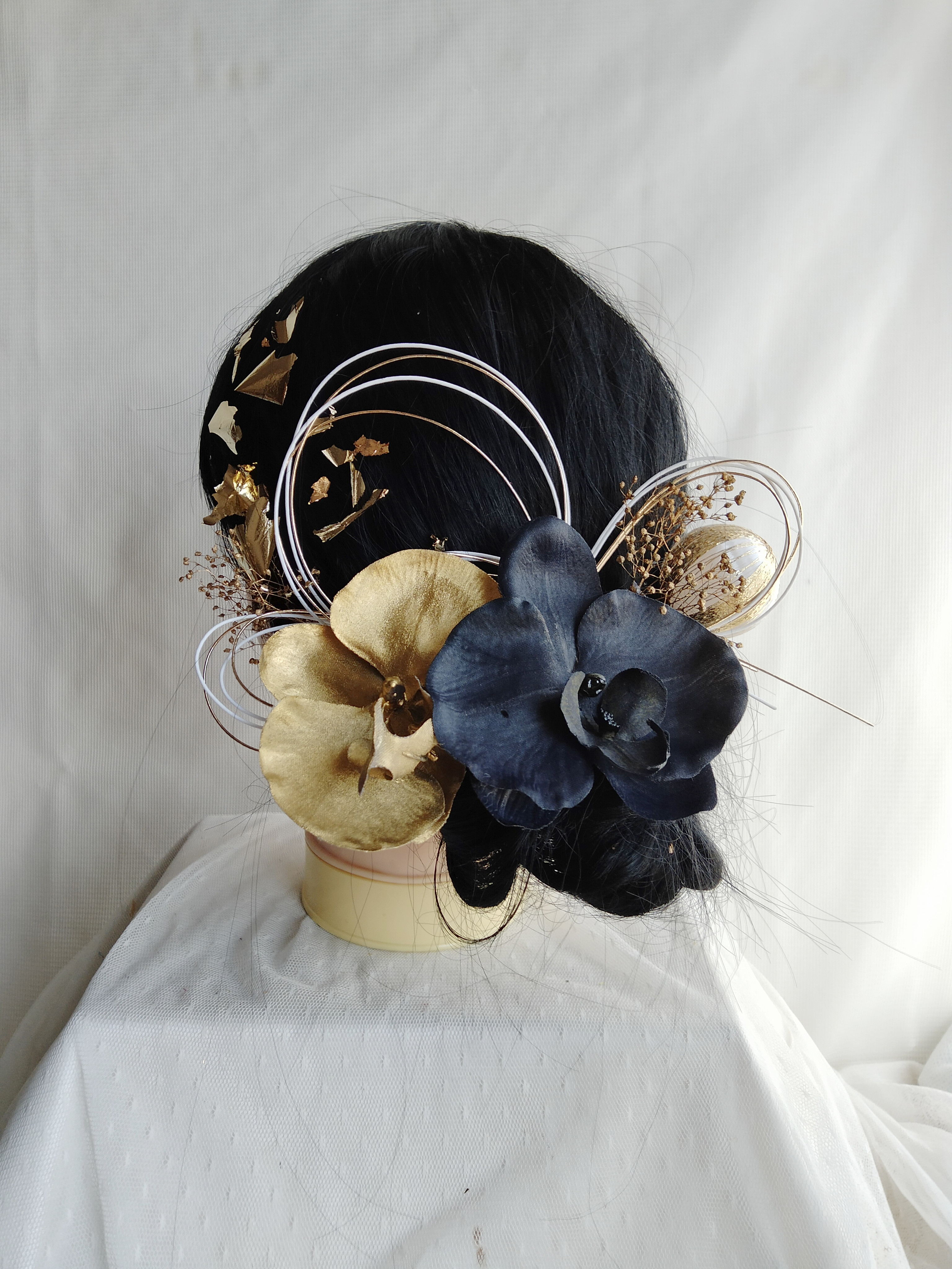 黒の胡蝶蘭×水引き×和玉かんざし　黒の髪飾り　卒業式髪飾り　成人式髪飾り　結婚式髪飾り　黒の振袖　水引き　水引アレンジ