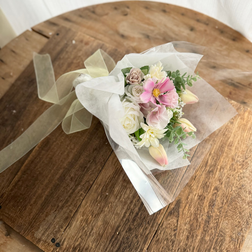 花束•*・ピンクチューリップ×白ガーベラ ブーケ ほうき星☆ 通販