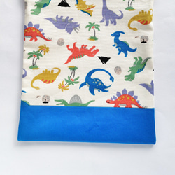 25×20  給食袋    巾着　カラフルな恐竜 2枚目の画像