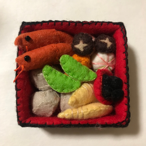 おせち重 ぬいぐるみ tarcois 通販 6379733｜Creema(クリーマ)