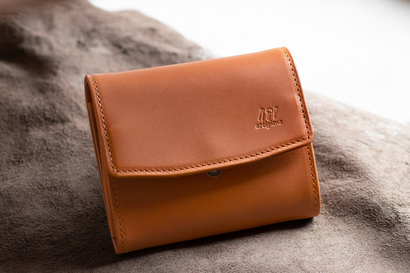 小さな存在、大きな魅力】ギャルソンウォレット 二つ折り財布 ヌメ革