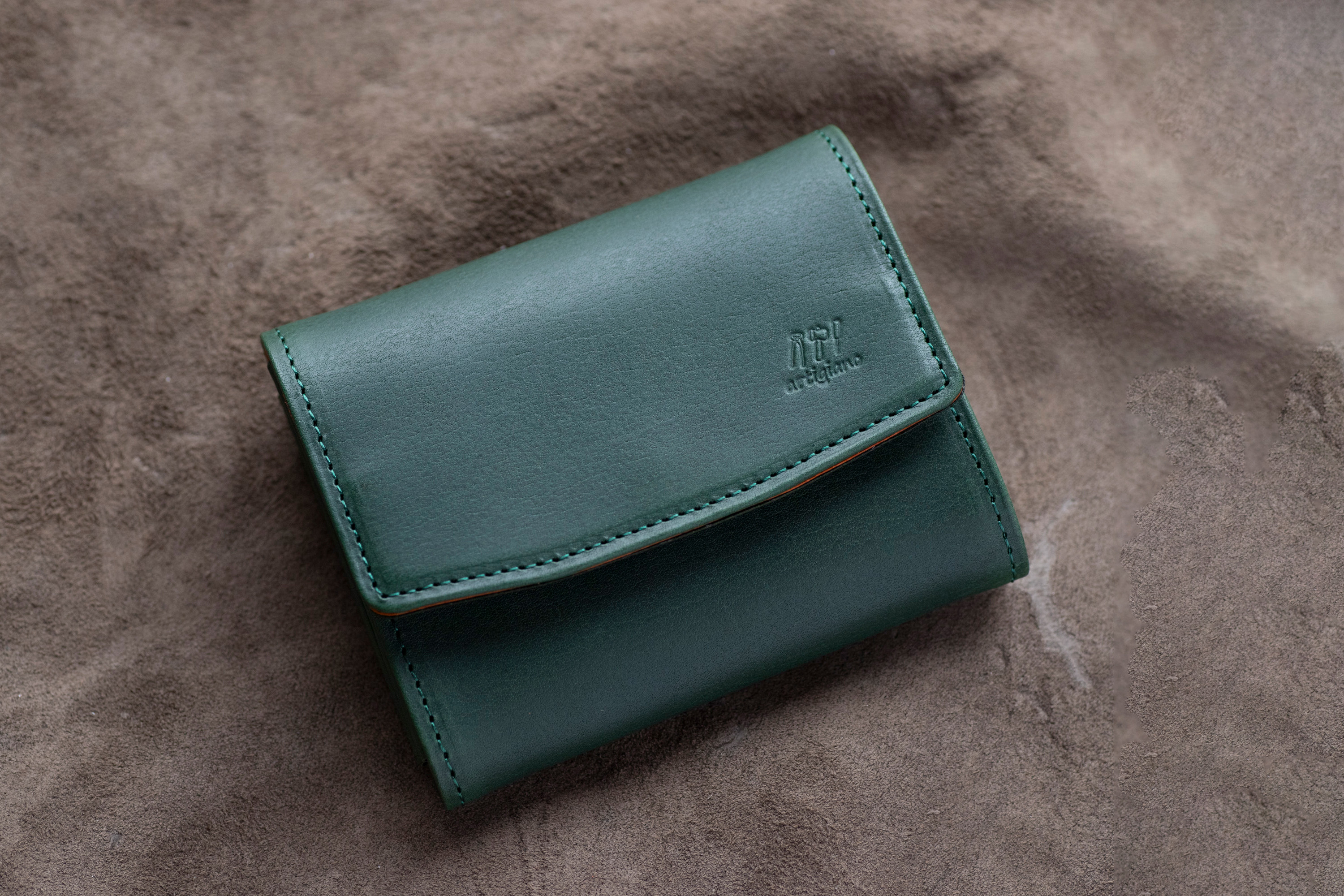 ウォレット　財布　グリーン　緑　二つ折り　コンパクト グッチ GUCCI Gマーモント レザー パイソン コンパクト