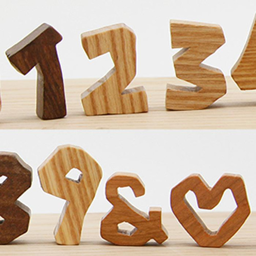 赤ちゃんガラガラ名前セット・木のおもちゃ・ひつじ・ベビーにも安全