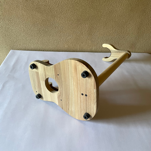 ウクレレスタンド 　7本掛け　ソプラノ〜テナーサイズ対応　ハンドメイド 四弦舎 #23367 ソプラノウクレレ シトカスプルース単板