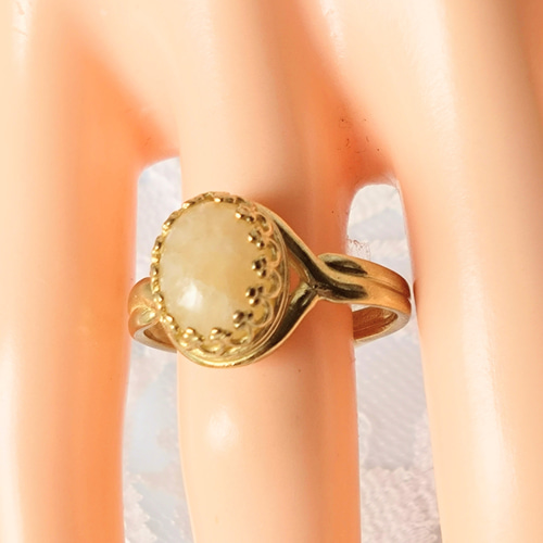 石言葉は繁栄と栄華・・ イエロー カルサイト ring 指輪・リング