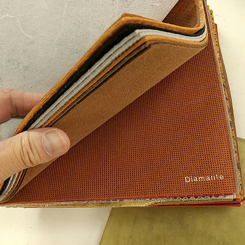 689 本革 イタリア サンプル革 写真全部 18cm×18cm 100枚以上 