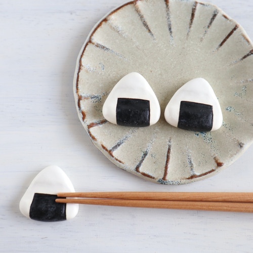 おにぎり 箸置き （1個）陶器製 箸・箸置き まん丸 通販 6392123