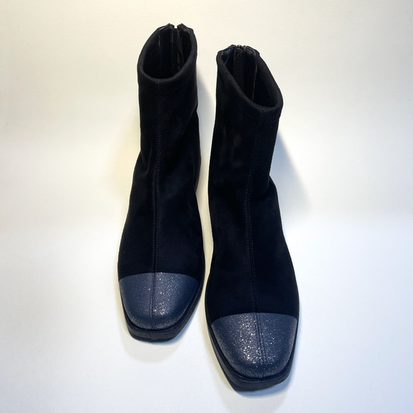 彈性後拉鍊短靴（黑色 x 黑色金屬絲）尺寸 S - LL 第2張的照片