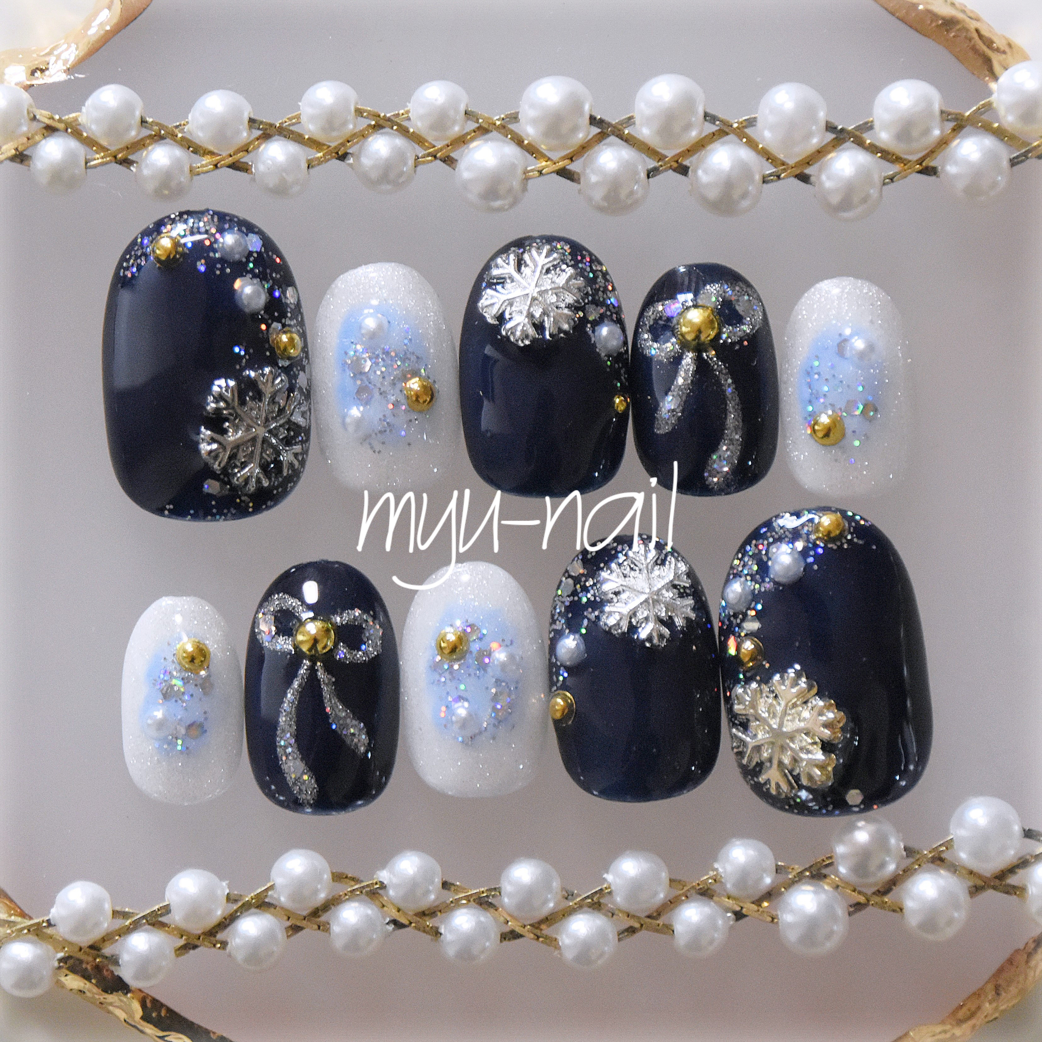 結晶 冬 ておさん様✾ネイルチップ　クリスマス スノードーム 雪