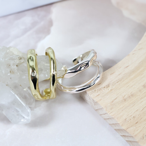 MR146】YG 2連風 槌目 ダブルニュアンスリング／着け心地の良い