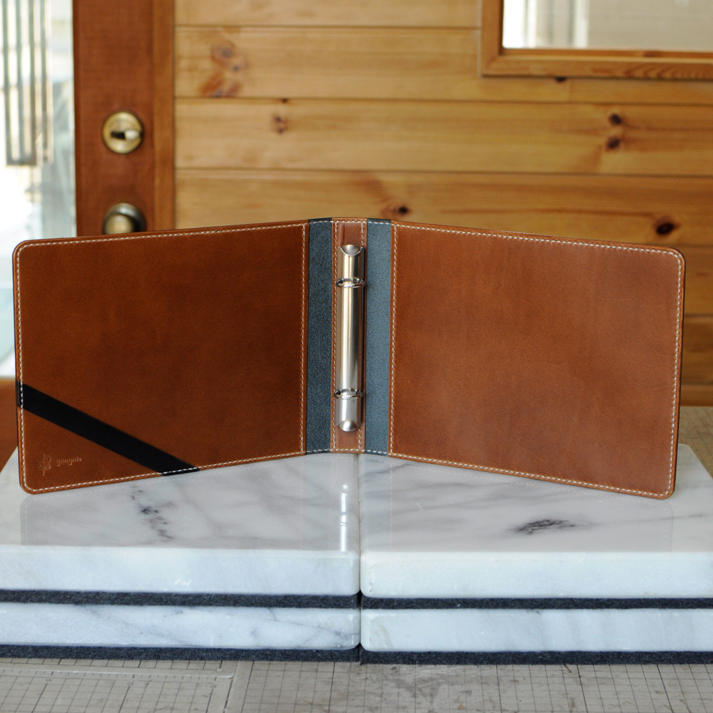 ピタッと開くゲストブック（芳名帳）