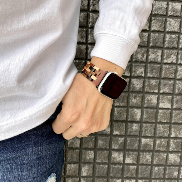 【木製バンド】EINBAND AppleWatch アップルウォッチ 木のベルト 22mm【ミックスウッド】 5枚目の画像