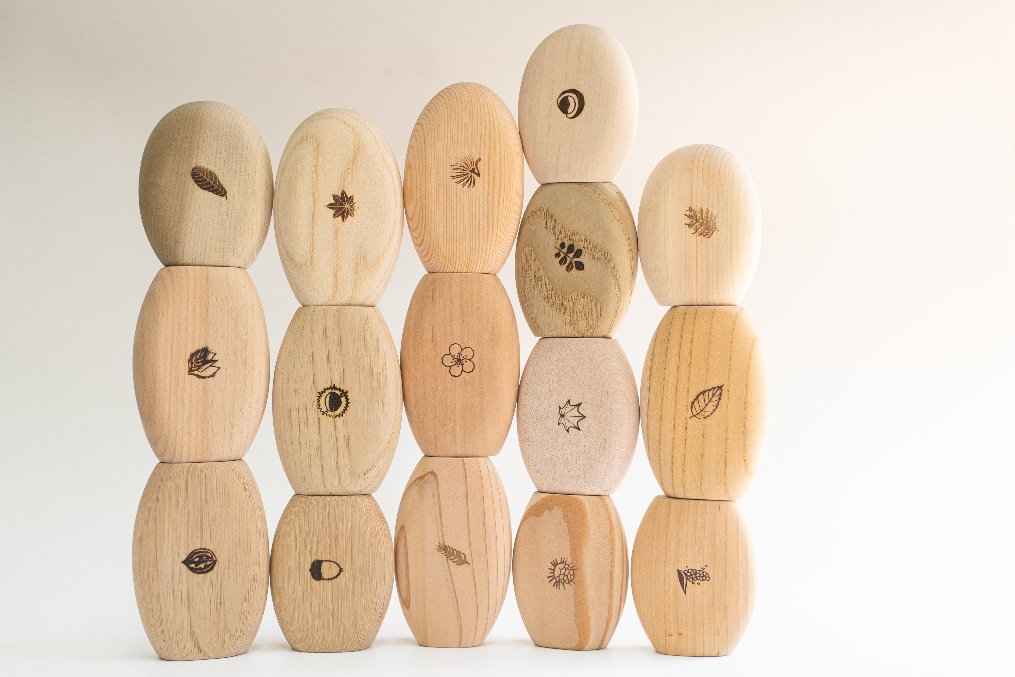 まあるいつみき mini が立っちゃった!!【まあるいつみきmini stand 16個】国産材