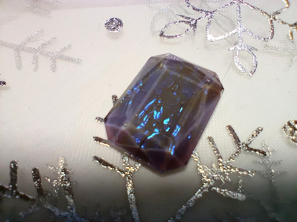 ~在庫限り~18×13mm:ドラゴンズブレス オクタゴンカットカボション （パープル） 6枚目の画像