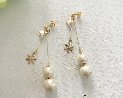 再販！雪だるま⛄＆雪の結晶のキラリ✨ジルコニア付ピアス/イヤリング  