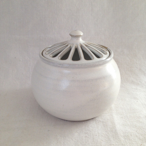 香炉(アンティークホワイト)L ディフューザー・アロマポット yoko