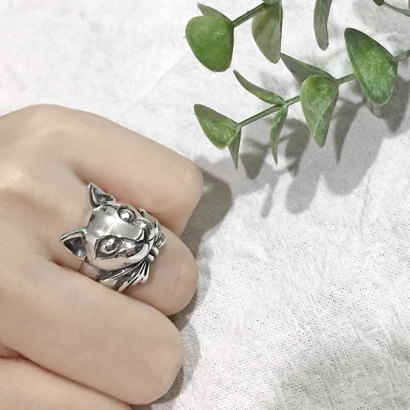 リボンをつけたネコシルバーリング/Cat  with Ribbon Silver Ring 3枚目の画像