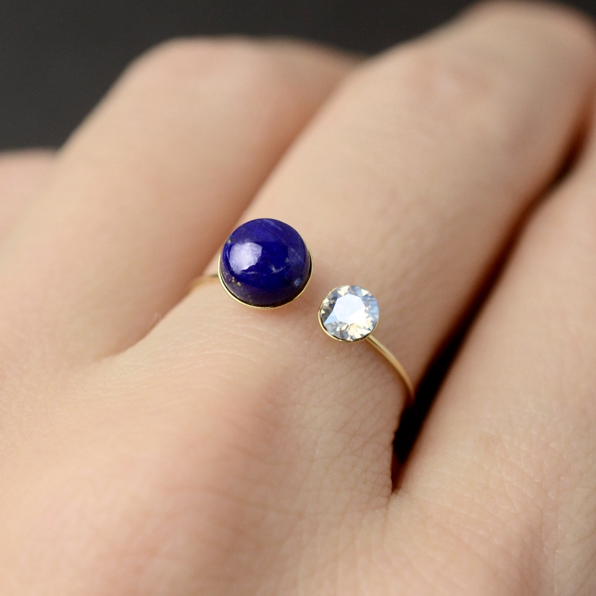 【ERI】宝石質ラピスラズリ×クリスタルのフリーサイズリング