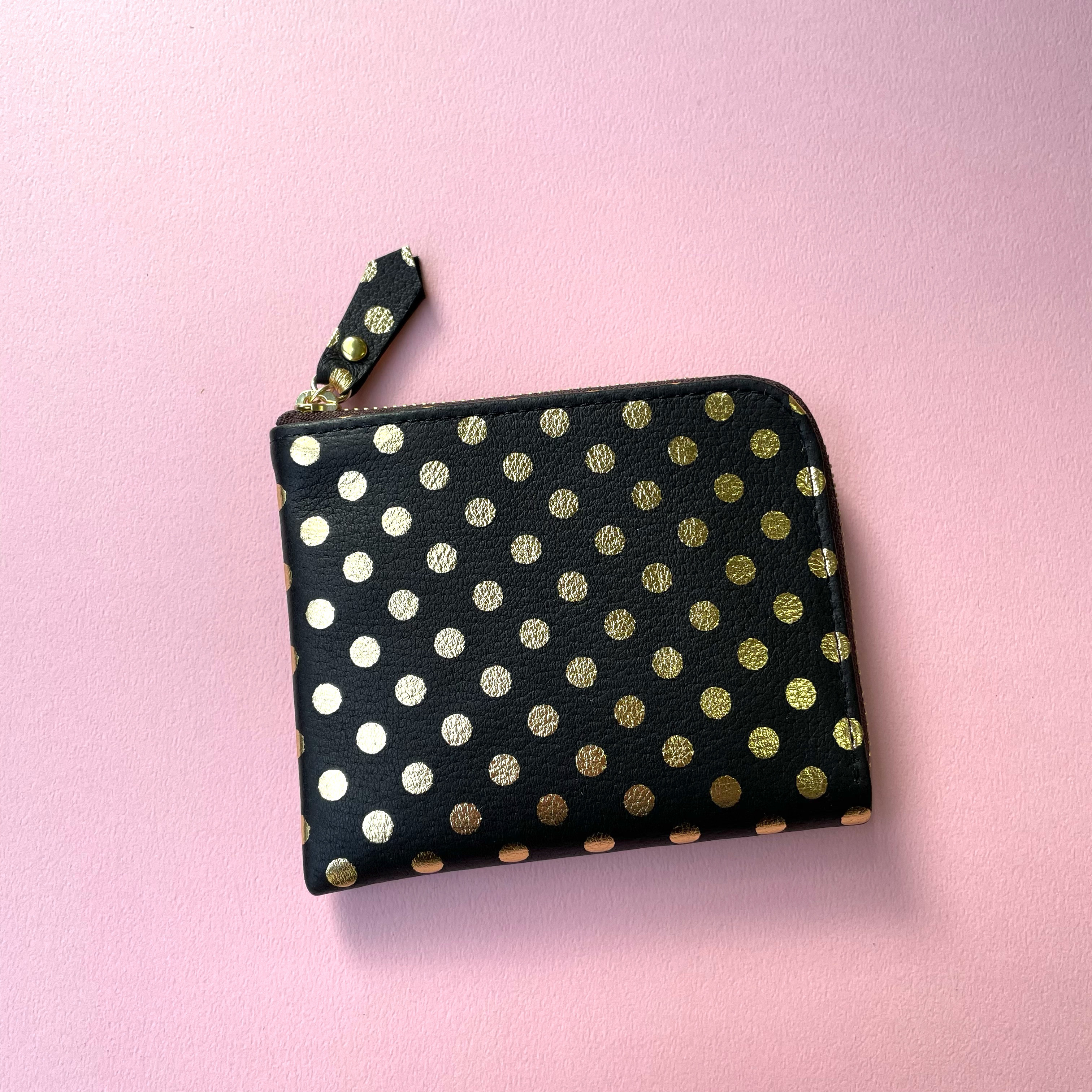 ピッグスキンのスリムなミニ財布　みずたまブラック