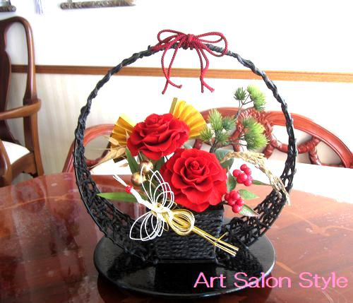 ハンドメイド❣️大人可愛いお正月アレンジ❣️鏡餅、プリザーブドフラワー薔薇、扇❁⃘* ハンドメイド❣️大人可愛いお正月アレンジ❣️鏡餅