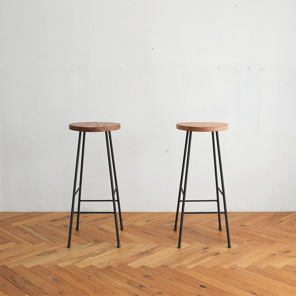 「1cm刻みの自由設計。」 八女杉のハイスツール/アイアン・ウッド　《高さ変更可能》