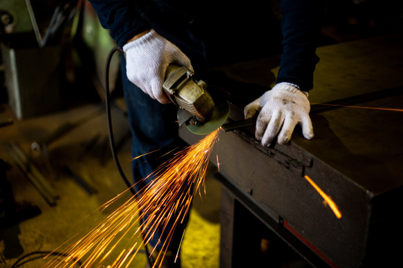 【送料無料】 アイアン ウッド　ダイニングテーブル （ 収納棚 付き） アイアン 無垢材 　　