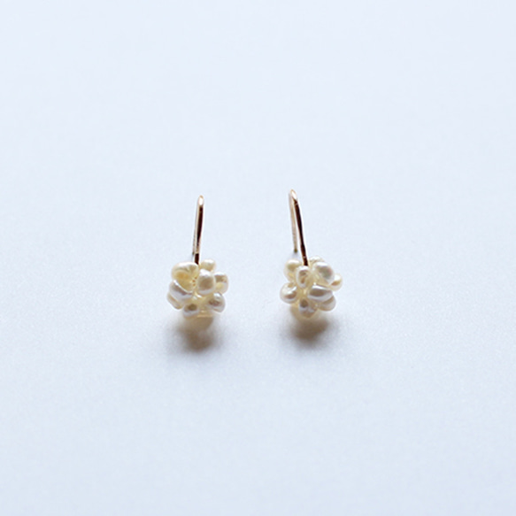 【十週年特別產品】淡水珍珠莓果耳環（S）/金屬配件可換 第1張的照片