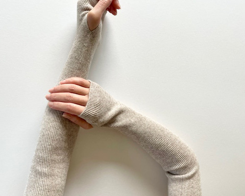 極美品✨IENA カシミヤブレンド ウールトリミングポンチョ　アームウォーマー付 極美品✨IENA カシミヤブレンド ウールトリミングポンチョ