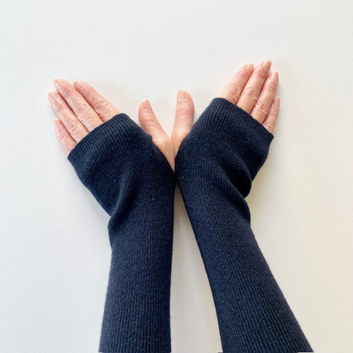 カシミヤシルクウール ニットアームウォーマー ネイビー 手袋・ミトン