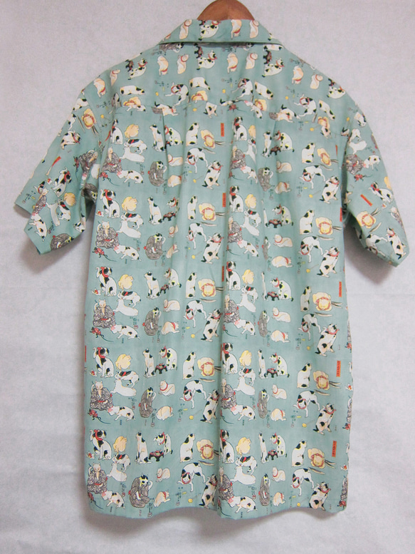 CHIGRACCI“Nyaroha 襯衫”貓圖案 Aloha 襯衫 / 原創印花 / Kuniyoshi 綠色圖案 2 第4張的照片
