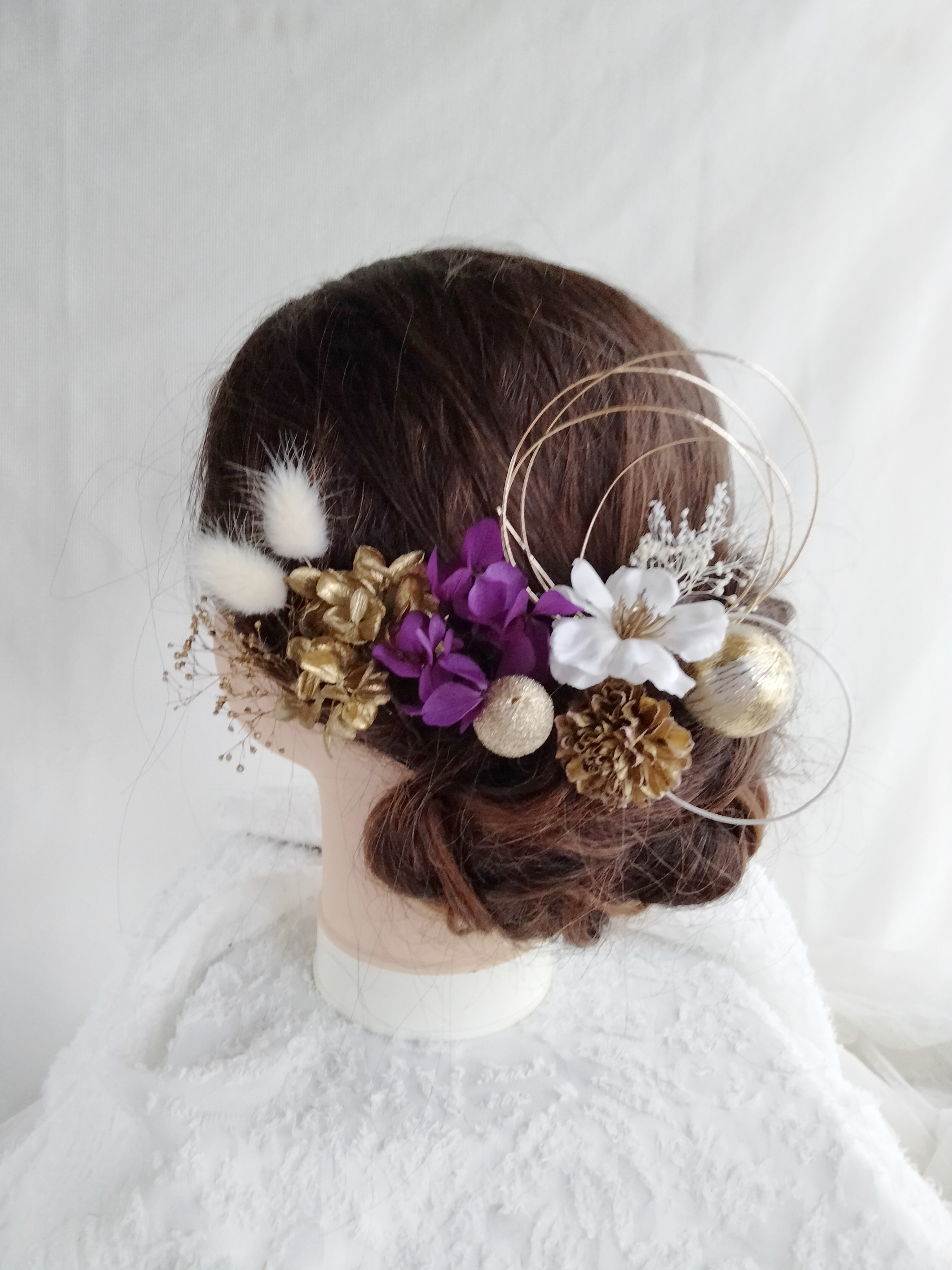 ショートヘア／ボブへアにもおススメの髪飾り 　ヘア飾り　成人式　卒業式　結婚式　前撮り　振袖　袴　紫白金　パープル