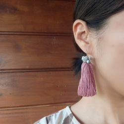 耳環│泰國植物染棉線和juzdama-天然粉紅色/耳環或耳環/卡倫部落公平貿易 第2張的照片