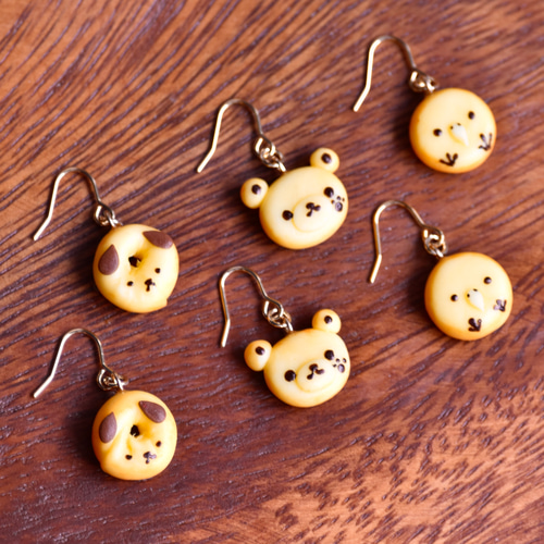 ぷっくりラテアートくまちゃんパン ピアス/イヤリング【個別発送