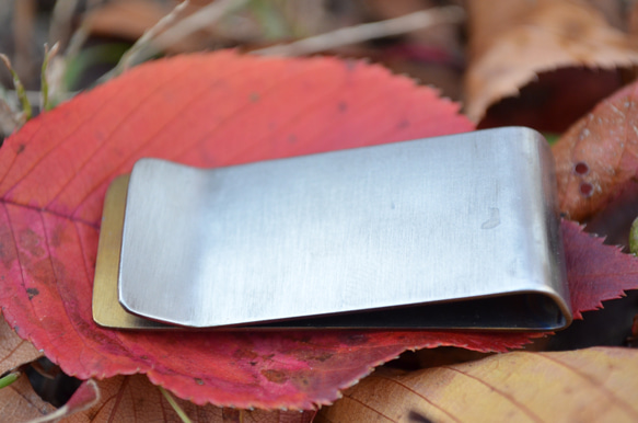 Titanium money clip・Gr5・64チタンマネークリップ・内ゴールド 1枚目の画像