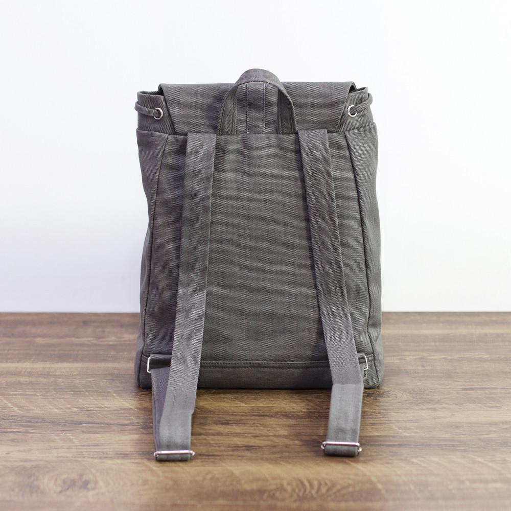 帆布カジュアルバックパック［Sサイズ］旅行・お出かけ・通勤【グレー】