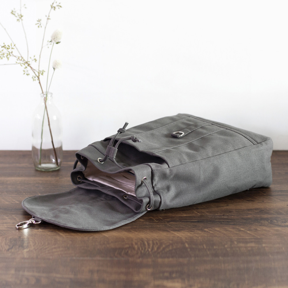 帆布カジュアルバックパック［Sサイズ］旅行・お出かけ・通勤【グレー】