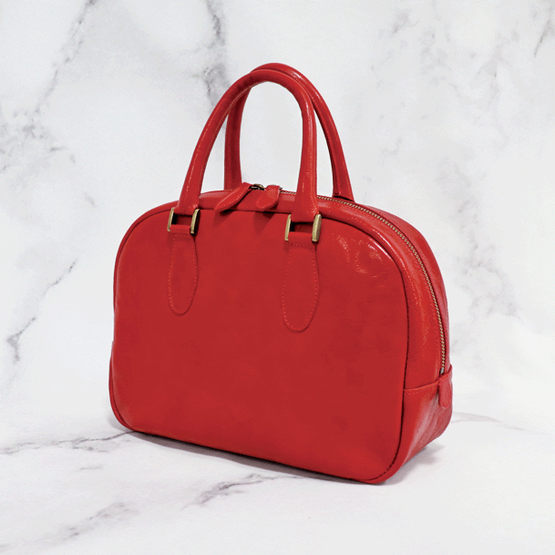 ボストンバッグ　本革　オイルレザー　レッド